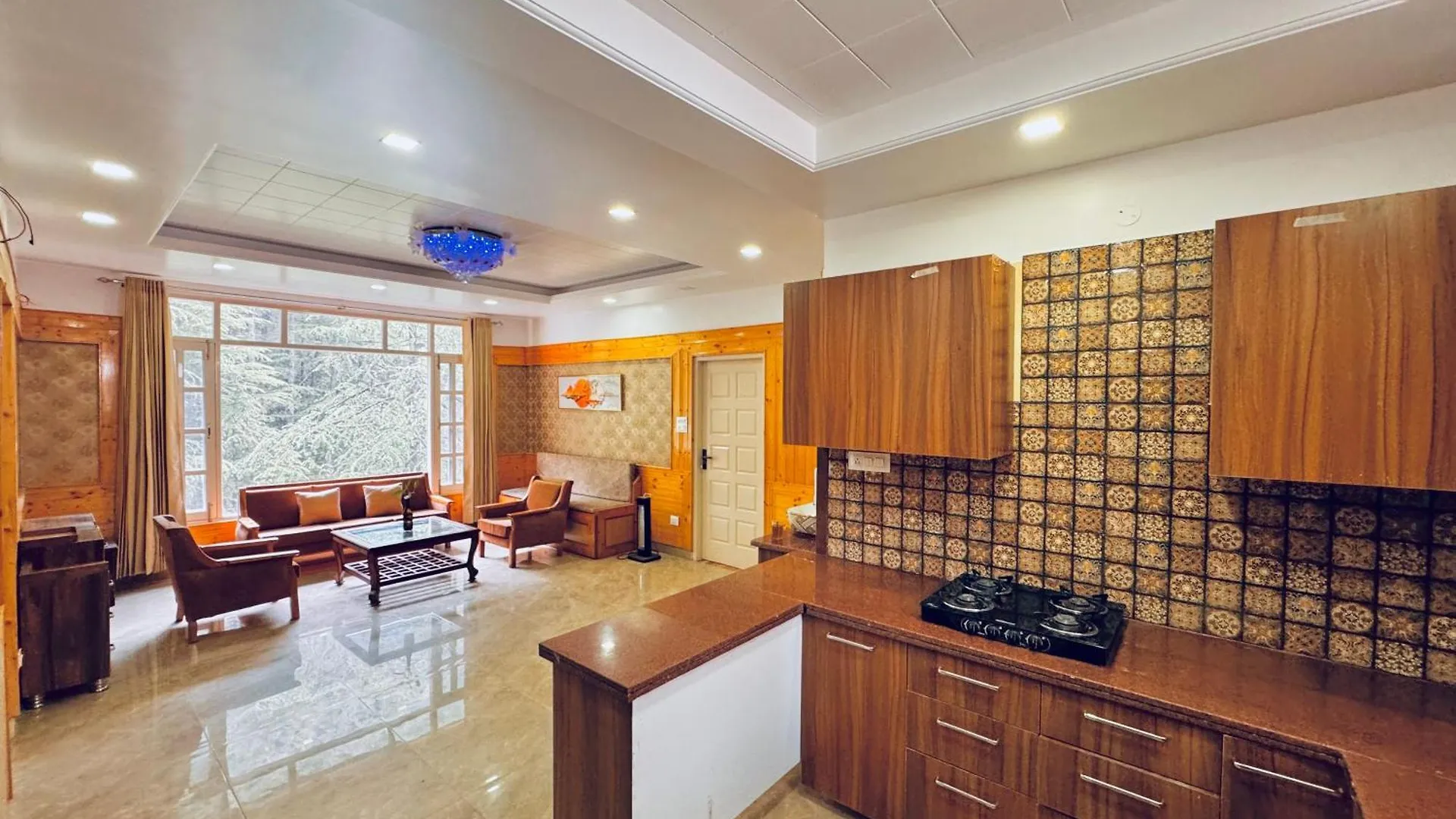 Decent Stays Shimla Hindistan
