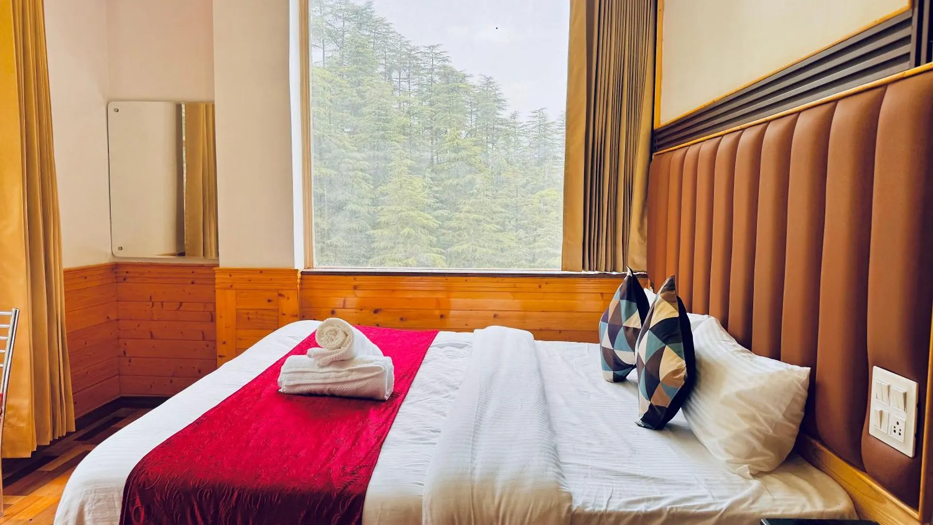 Decent Stays Shimla India